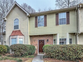 2295 Fairways Ct in Kennesaw, GA - Building Photo - Building Photo