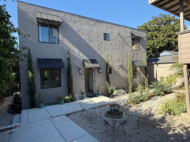 property at 10351 Keswick Ave