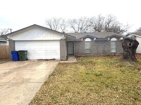 12108 Bishop Dr in Balch Springs, TX - Building Photo