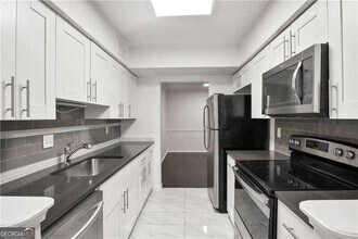 1312 Old Hammond Chase in Atlanta, GA - Building Photo - Building Photo