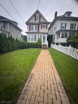 389 South St in Morristown, NJ - Building Photo