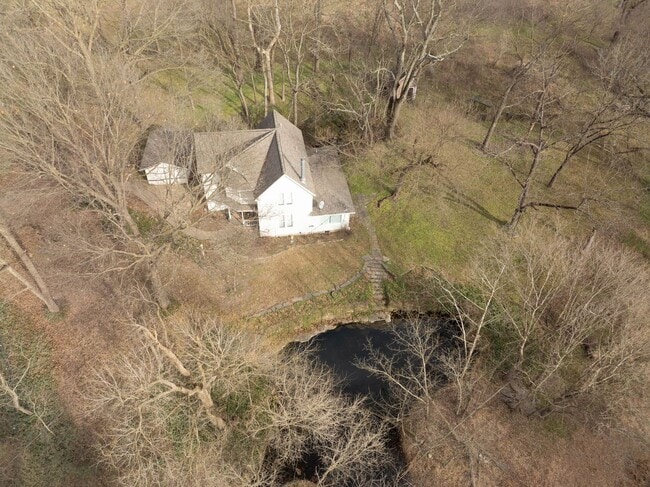 17575 Aubrey Long Rd in Gentry, AR - Building Photo - Building Photo