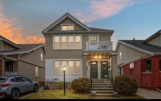 1333 Beaconsfield Ave, Unit 1333 in Grosse Pointe Park, MI - Building Photo