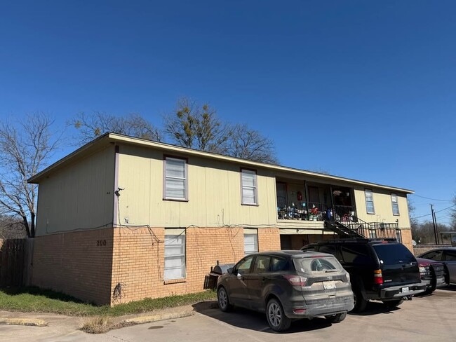 200 S Mott Dr, Unit 10