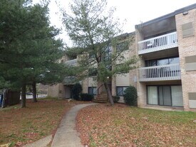 6300 Hil-Mar Dr in District Heights, MD - Building Photo