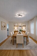 610 E 74th St in Chicago, IL - Building Photo - Building Photo