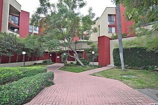 3961 Via Marisol, Unit #310 in Los Angeles, CA - Building Photo