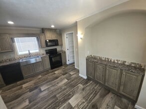 53 Fall Dr in Port Orange, FL - Building Photo - Building Photo