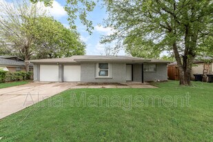 3332 Mesquite Rd in Fort Worth, TX - Building Photo