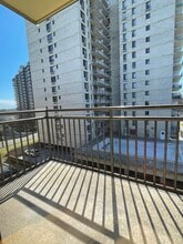 Olivia Terrace in Hackensack, NJ - Building Photo - Building Photo
