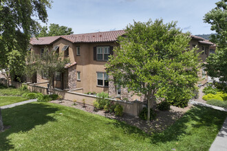 Gardens at Thyme Square in Cloverdale, CA - Building Photo - Building Photo