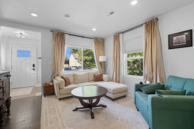 1119 Prosser Ave in Prosser, WA - Building Photo - Building Photo