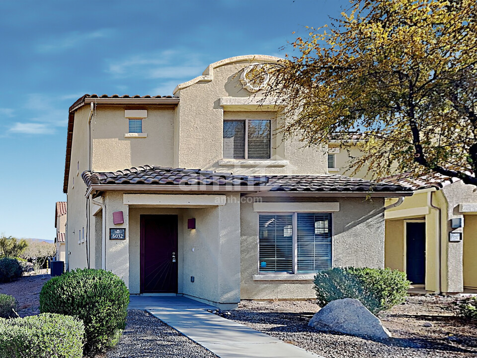 6032 S Sweet Birch Ln in Tucson, AZ - Building Photo