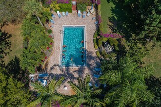 1100 Ponce de Leon Cir, Unit N306 in Vero Beach, FL - Building Photo - Building Photo