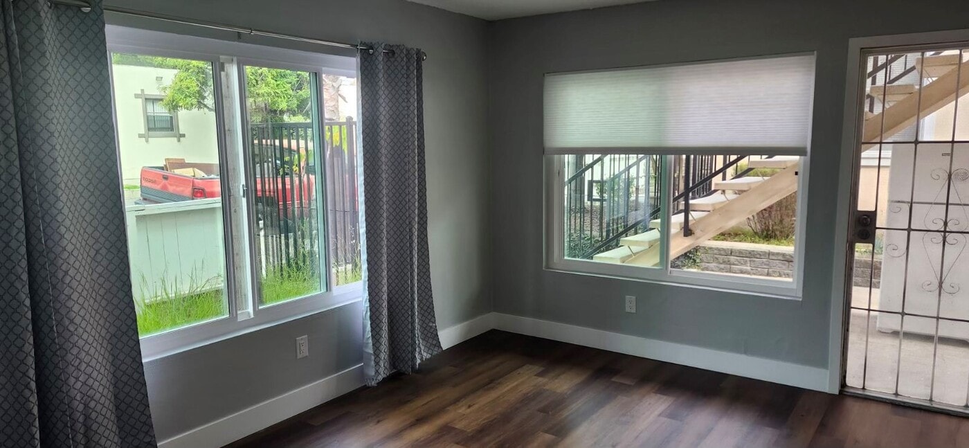 609 North Freeman Street, Unit A in Oceanside, CA - Building Photo