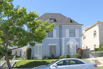 9929 Young Dr in Beverly Hills, CA - Building Photo - Building Photo