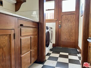 750 N Edinburgh Ave in Los Angeles, CA - Building Photo - Building Photo