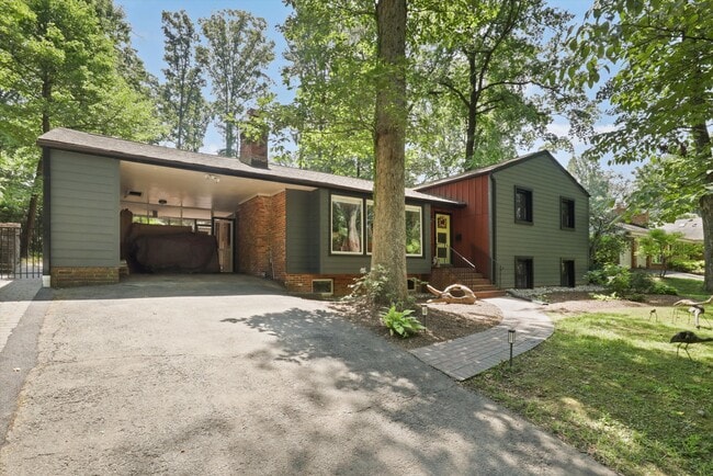 3411 Stoneybrae Dr