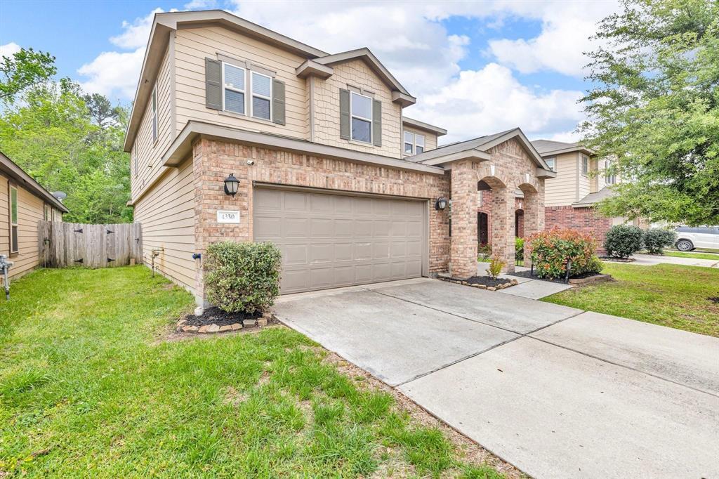4330 Lake Cypress Cir in Houston, TX - Building Photo