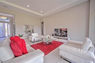 9045 Bernini Pl in Sarasota, FL - Building Photo - Building Photo