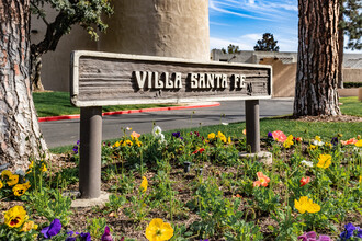 Villa Santa Fe in Placentia, CA - Foto de edificio - Building Photo