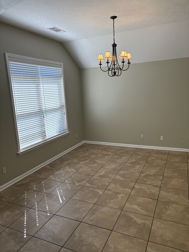 9745 Silver Bell Ct in Pike Road, AL - Building Photo - Building Photo