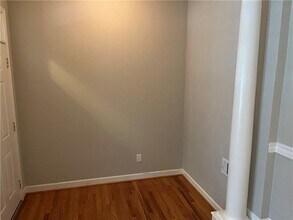 1196 Brookhaven Glen NE in Atlanta, GA - Building Photo - Building Photo