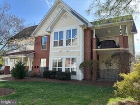 502 Canning House Row in Milton, DE - Building Photo