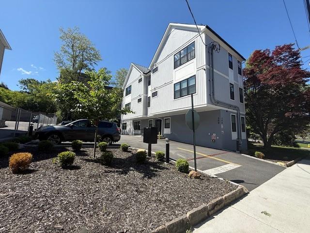 property at 308 Battle Ave