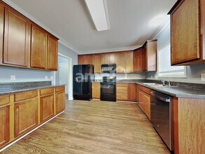 5818 Rhyne Cove Ln in Knoxville, TN - Building Photo - Building Photo