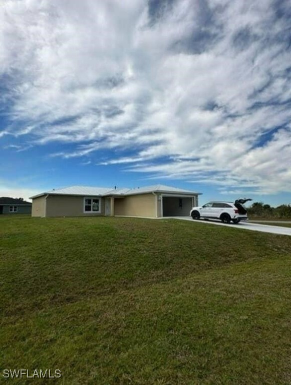 8100 Salt Ct in La Belle, FL - Building Photo - Building Photo