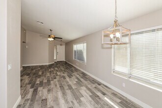 3916 E Morrow Dr in Phoenix, AZ - Building Photo - Building Photo