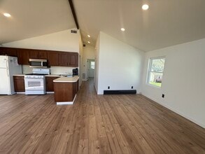 12516 W Torquay Rd, Unit Upstairs in Ocean City, MD - Building Photo - Building Photo