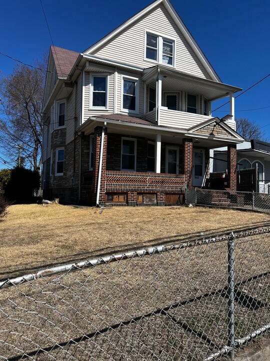 1415 Boston Ave in Bridgeport, CT - Building Photo
