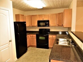 615 Magnolia Gardens Walk in Mcdonough, GA - Building Photo - Building Photo