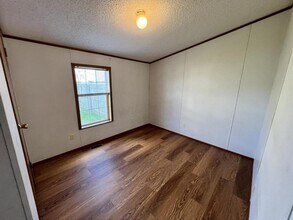 4677 W Ridge Dr in Columbus, IN - Building Photo - Building Photo