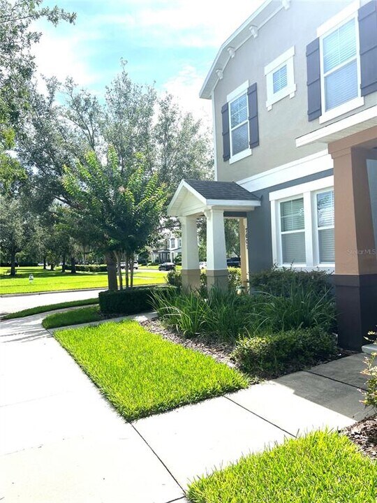7601 Sutherton Ln in Windermere, FL - Building Photo