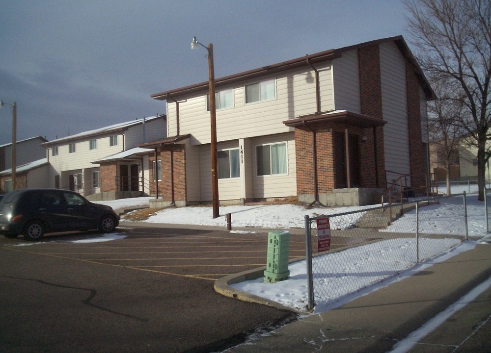 Eastward Court Apartments in Casper, WY - Foto de edificio