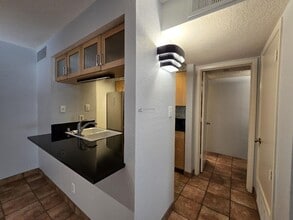 941 Calle Mejia in Santa Fe, NM - Building Photo - Building Photo