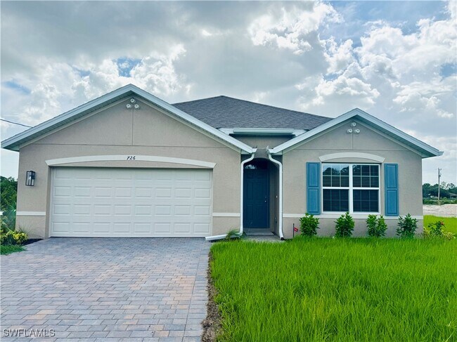 property at 726 Oakridge Ave S