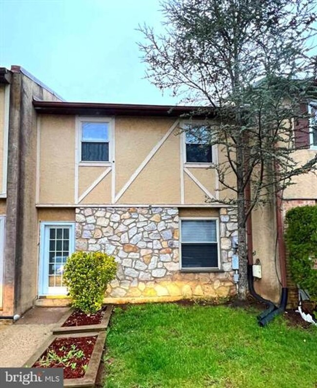 property at 1000 Jacksonville Rd