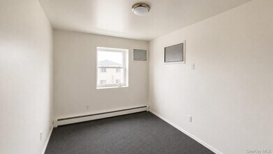 3-34 Beach 87th St in Queens, NY - Building Photo - Building Photo