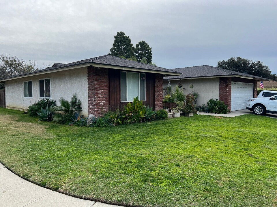 1830 Antelope Ave in Ventura, CA - Building Photo