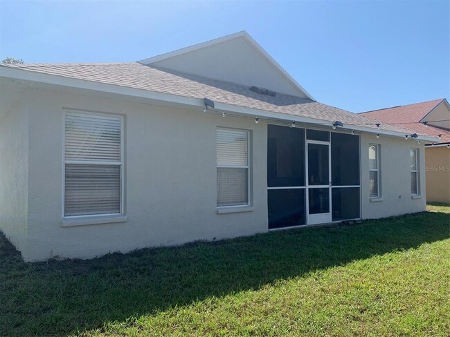 11147 Rodeo Ln in Riverview, FL - Building Photo - Building Photo