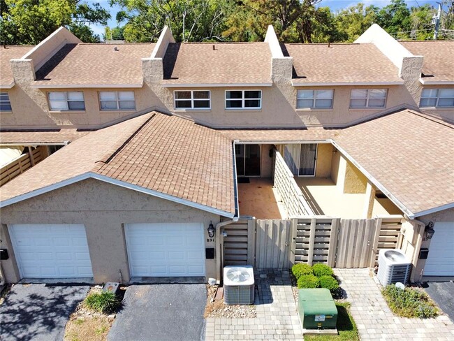 property at 891 Park Lake Cir