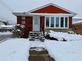 10061 Lacrosse Ave in Skokie, IL - Building Photo