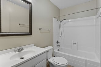 145 Lester Heights Rd in Johnson City, TN - Building Photo - Building Photo