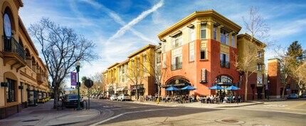 Four Twenty Union Apartments in Campbell, CA - Foto de edificio - Building Photo