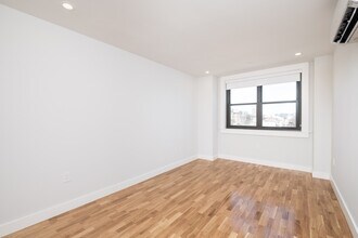 1400 Columbia Rd, Unit 15A in Boston, MA - Building Photo - Building Photo