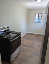 2158 Branstetter Ln in Redding, CA - Building Photo - Building Photo